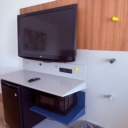 Microtel Inn & Suites By Wyndham Denver Airport Экстерьер фото