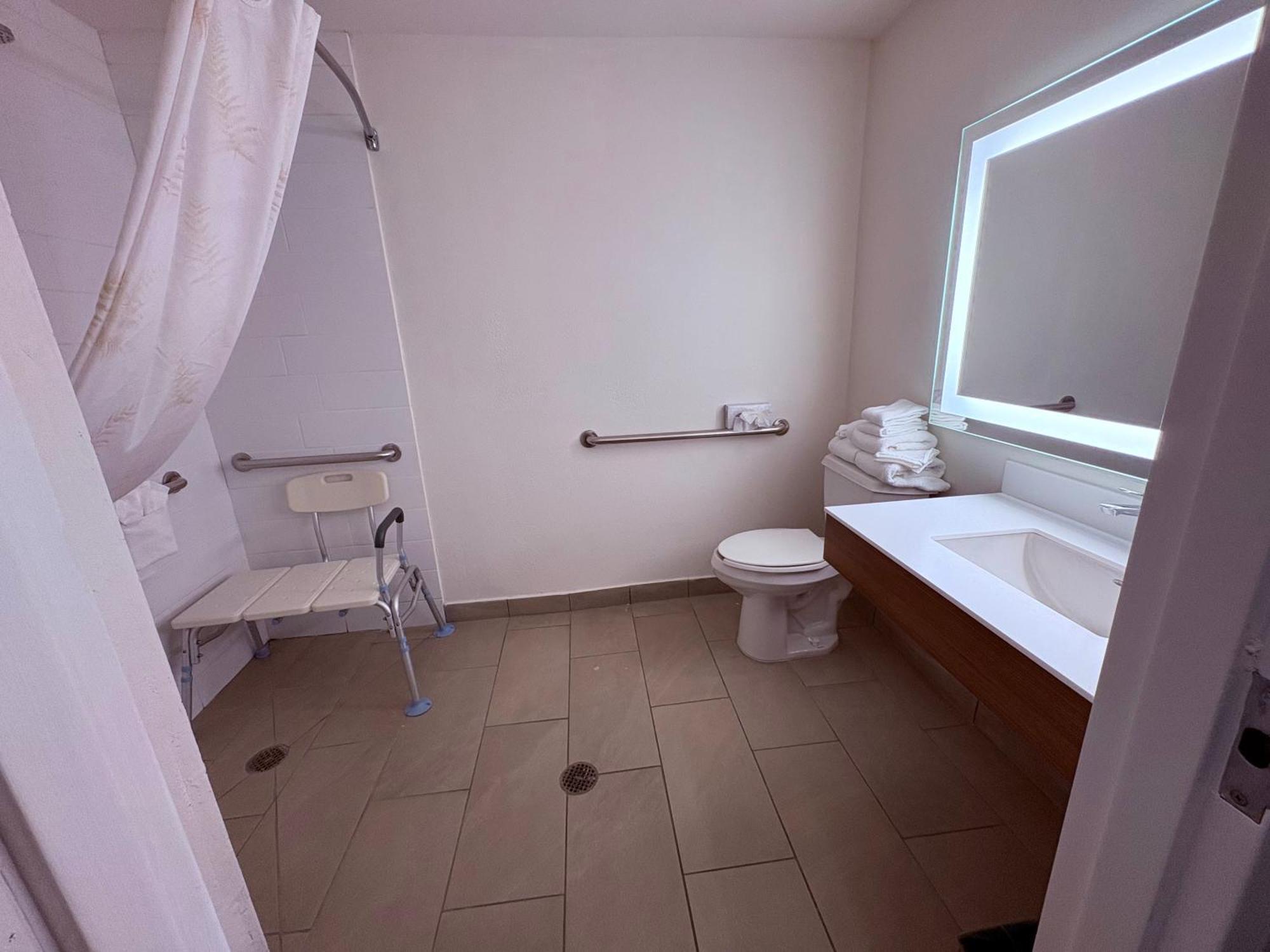 Microtel Inn & Suites By Wyndham Denver Airport Экстерьер фото